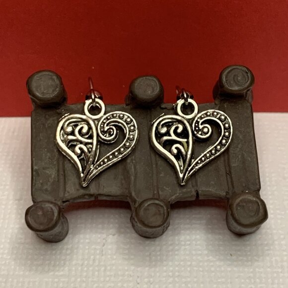 Celtic Earring, Heart Earring, Valentine Earring, Gift Idea, Anniversary Gift - Picture 4 of 7
